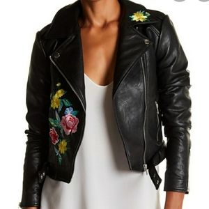 Romeo & Juliet NWT Flower Embroidery Moto Jacket